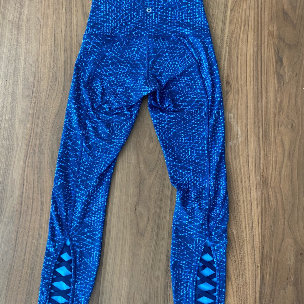 Lululemon ⅞ leggings